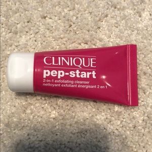 NWOT Clinique Pep-Start 2in1 exfoliating cleanser